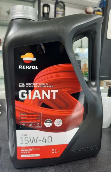 ACEITE DE MOTOR (1021289 )  A DIESEL RMM1580QFB GIANT 7450 REPSOL 15W-40 5X5L